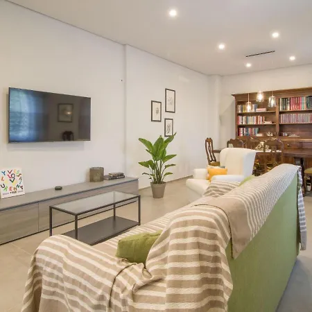 בית נופש Volpe By Interhome קסטיליון פיורנטינו